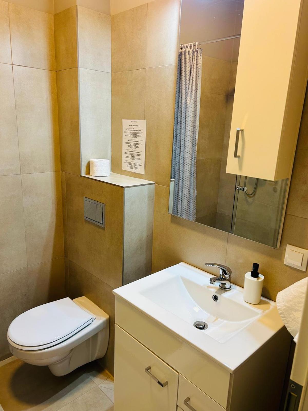 New House Sibiu Hotell Eksteriør bilde
