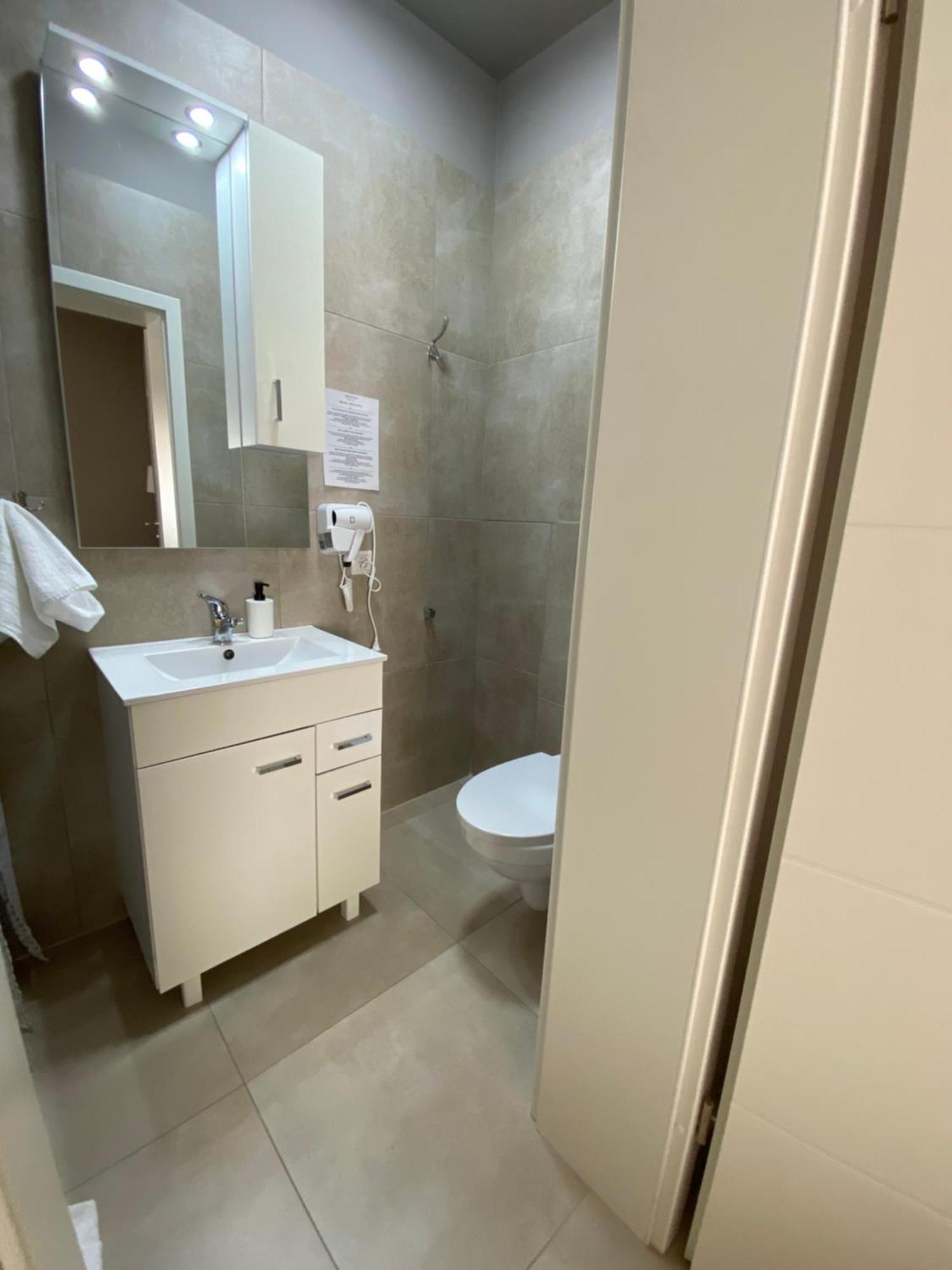New House Sibiu Hotell Eksteriør bilde